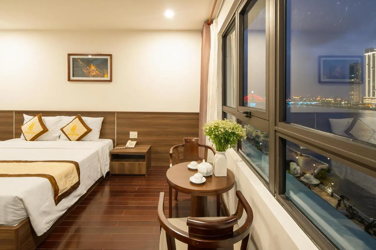 Hoang Linh Riverfront Hotel Danang 2*,