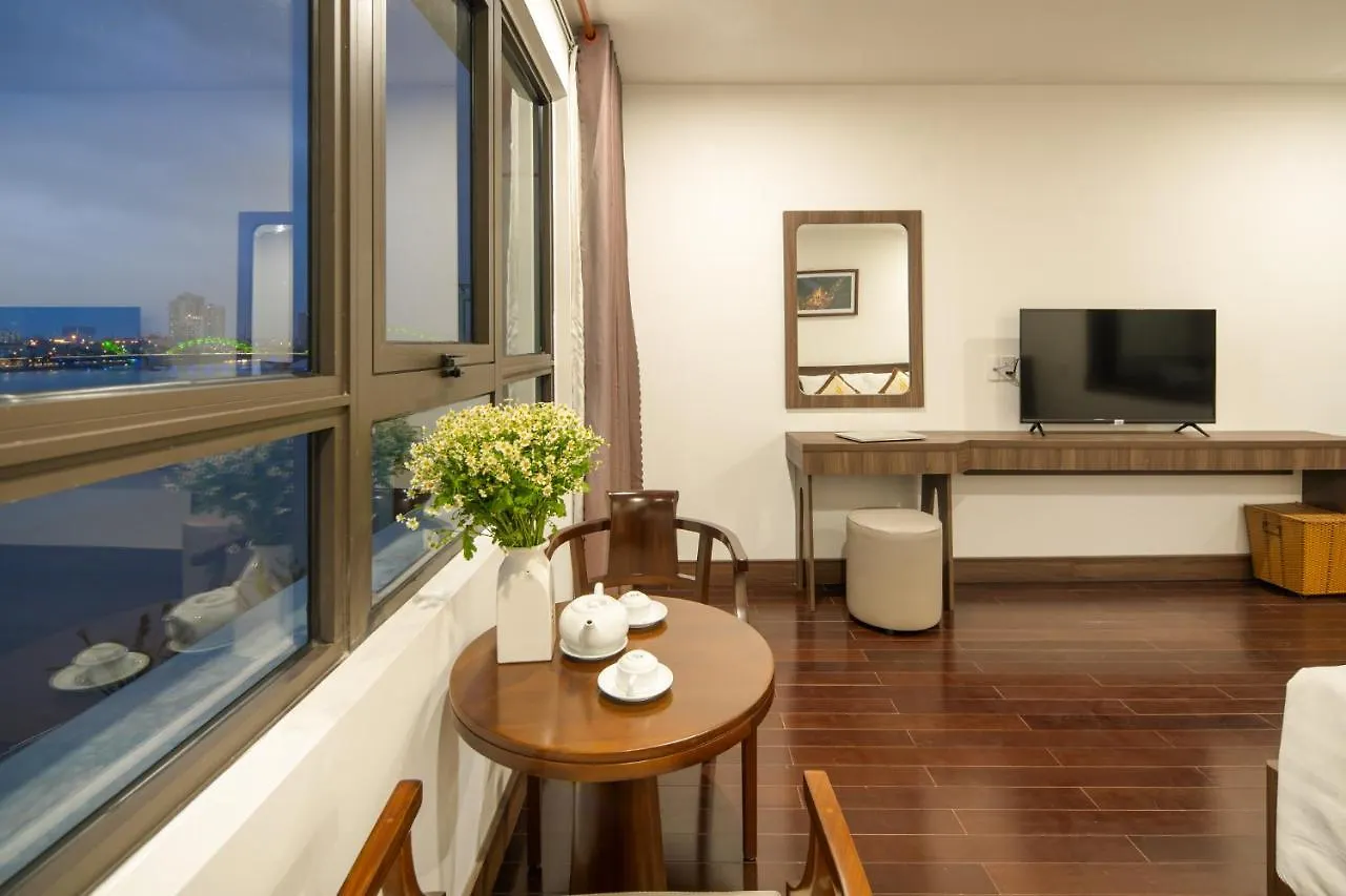 Hoang Linh Riverfront Hotel Danang
